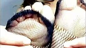 i'm obsessed with giving kinky footjobs to you