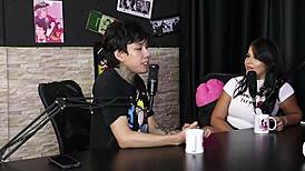 she would have open relationship he responds bad in bed finds swing house repulsive what sex means dj rafa loira mateus hwang sheer red