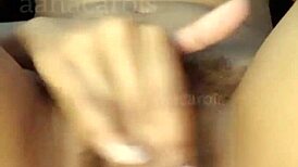 Aninha cums with anal plug, moaning over hairy pussy