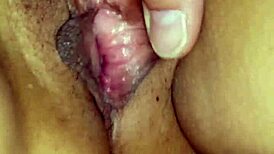 Clueless babe fingering her tight pussy up close!