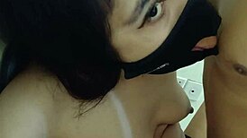 He Starts Fucking Desi Hot Bhabhi in Homemade DP