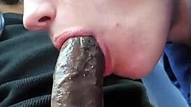 Utcapródi mélytorok és lenyeli nagy fekete faszt