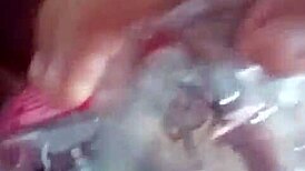 Hey, Nguyen Thi Ngoc Duyen Masturbates with Plastic Bottle