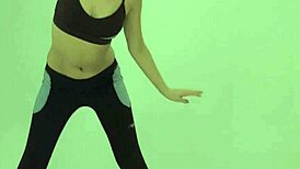 Larisa Dolina Amazes With Her Flexible Stretching And Acrobatic Workout