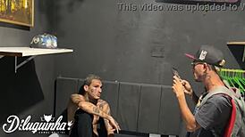 photographer licks tits and fucks ass of straight client