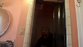 Shower sex with a curvy BBW and monster black cock, so hot! 🛁