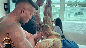 Hotwife orgy with BBC in Miami, so wild! 😍