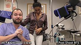 Yeni Öğrenci Miss Mars, Doktor Tampa'dan Hitachi Çubuk Orgazmı Hissediyor?