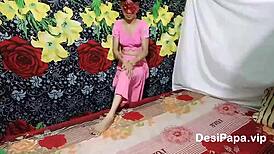 Skinny Desi Bhabhi Fingering Her Shaved Tight Pussy Masturbation With Full Hindi Audio