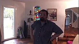 Hey, wanna watch Francesca with big clit bang two guys?