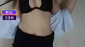 yiyi squirts and blows in her big self-touching show?