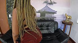 yo, renata carvalho's first time behind the scenes!