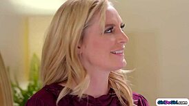 styvmamma upptäcker smutsiga fantasier, men kommer hon agera på dem i natt?