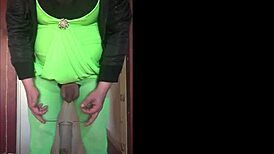 The shy crossdresser freshly squeezes juice