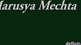 Fervid Teen Cutie Stretches Her Hairless Cunt For Defloration