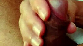 Cock Flashers - Flasher Masturbating Thick Cock for Valeria in Portuguese Amateur Scene