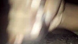 Se Masturba A Media Noche Casero