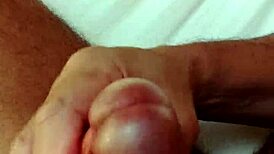 Cock Flashers - Flasher Masturbating Thick Cock for Valeria in Portuguese Amateur Scene