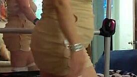 Hotwife Steffi Performs Seductive New Year Pussy Dance In Full Video