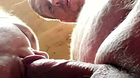 Hey, just sucking my husband’s cock for a creamy finish!