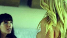 Jemma and Kitty lick pussies in lesbian fingering scene