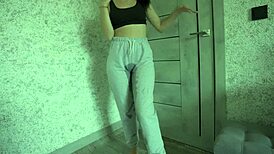 Free Petite Teen Desperation Pee Homemade