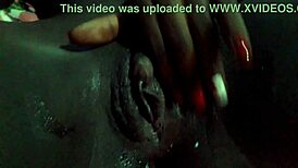 I saw this preta with her carnuda bucetinha all gozada and the grel�o all rosinha inside