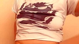 quick lil sesh with melania, so hot! 🔥