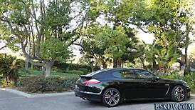 Elles masturbates with fingering and handjob, leading to tits cumshot