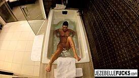 Sexy Jezebelle Bond Films Herself Taking A Bath