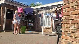 Pria Cuckold Melihat Istri Dientot di Luar oleh Pria Lain