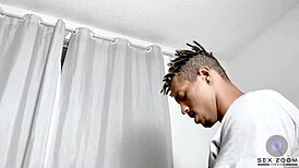 Employee avoids warning and enjoys the hot secretary with Angel Dinizz and Teddy Caralhão on Red