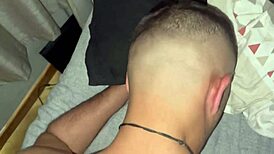 Медведь с большим членом разрушает жопу пассиву в бэребэк хардкор - полный красный