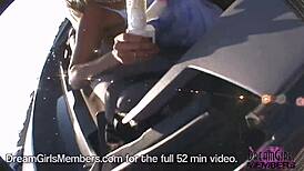 passing cars see hot naked blonde in backseat flash