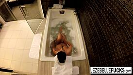 Sexy Jezebelle Bond Films Herself Taking A Bath