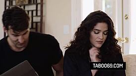 Hot MILF Victoria Voxxx Fucks IT Guy for Computer Fix