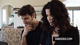 Hot MILF Victoria Voxxx Fucks IT Guy for Computer Fix