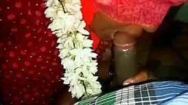 Indian Girl Having Sex In Mask Porn Video!