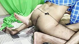 Sexy cumload on pussy with loud Hindi moans