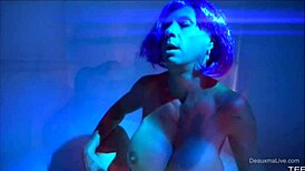 deauxma stars in sci-fi sex comedy with venus girls