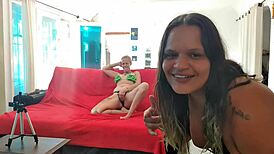 Chamada De Video Lesbo Com A Dupla Paty Bumbum E Fada Mel Puro Tezão