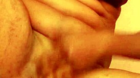 Queensandy squirts on webcam!