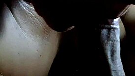 Aluna Novinha Aprendendo A Mamar Com O Professor No Escuridão Do Netflix