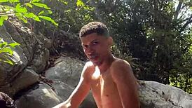 sexo en la selva follando a chica desconocida en río colombia con monster cock