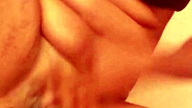 Queensandy squirts on webcam!