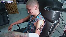 Unreal! Lisa Fox Shaves Head Bold in Backstage Homemade Behind-the-Scenes Clip