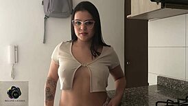 Damn, mi padrastro's polla is so rica y grande! Jerk off with me now!