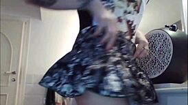 Hot Blonde Shows Naked Body