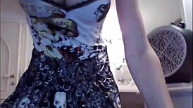 Hot Blonde Shows Naked Body