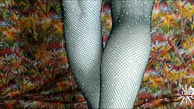 Imagine Me Giving You Footjob With Sexy Legs